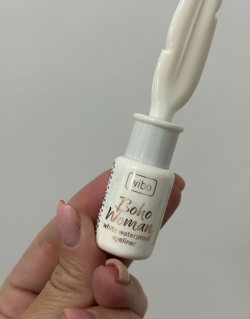 W. BOHO EYELINER