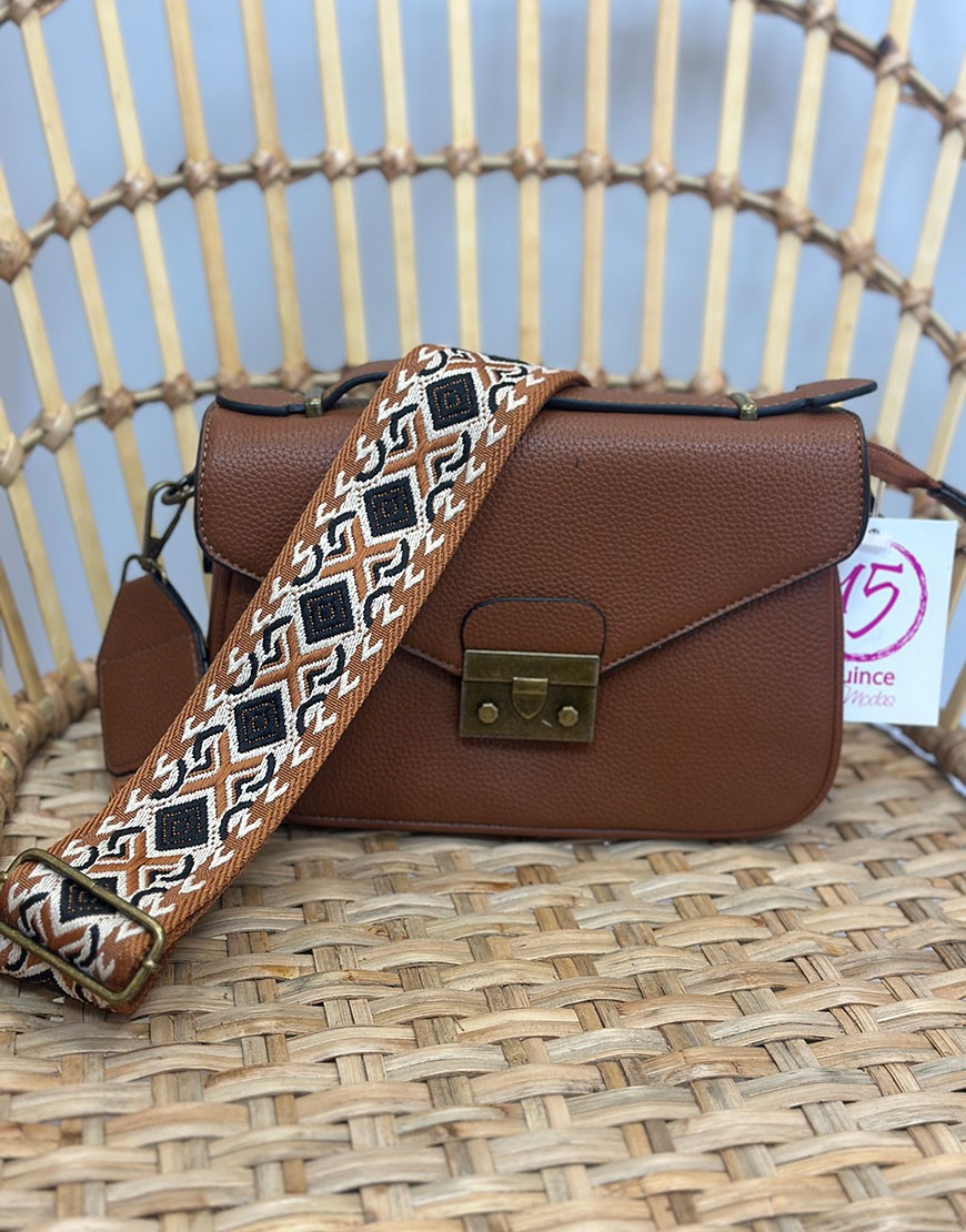 BOLSO CON CINTA 960