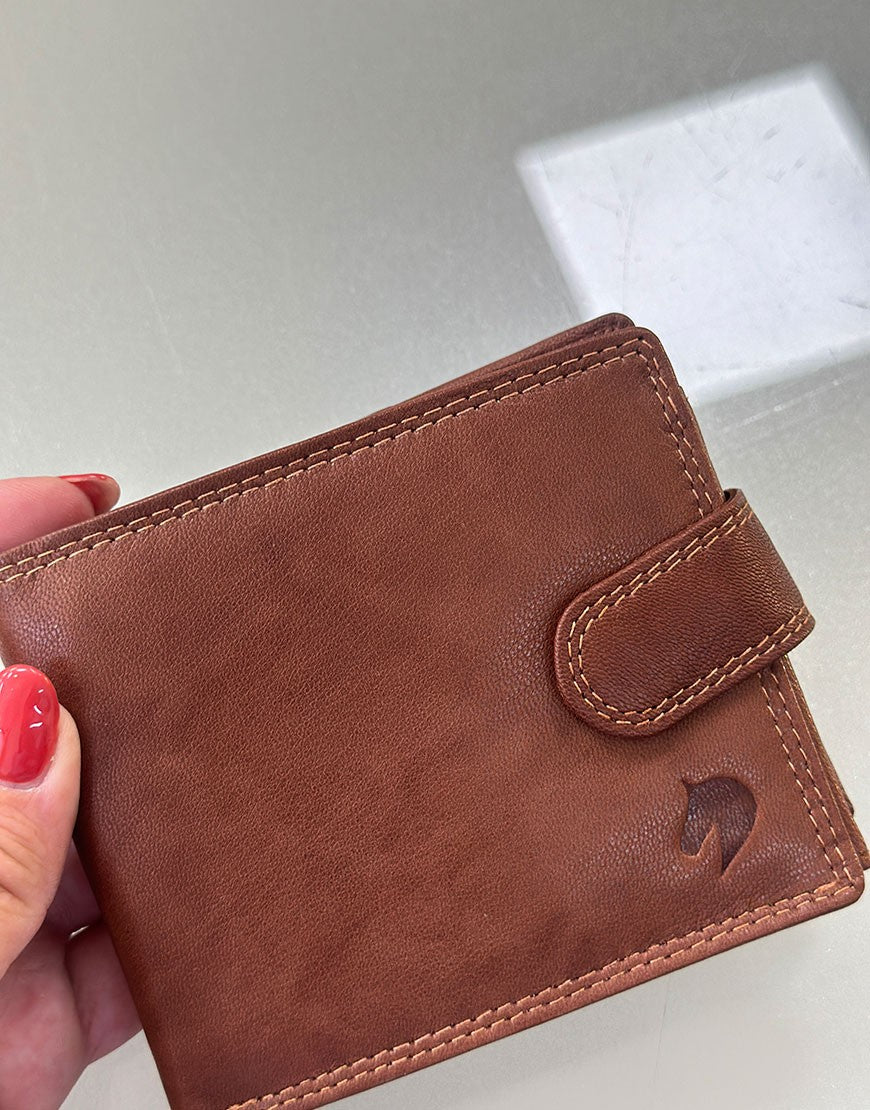 4. CARTERA HOMBRE PIEL