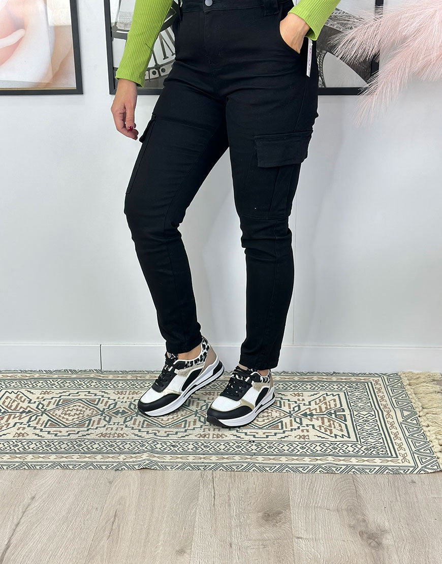PANTALON VAQUERO CARGO