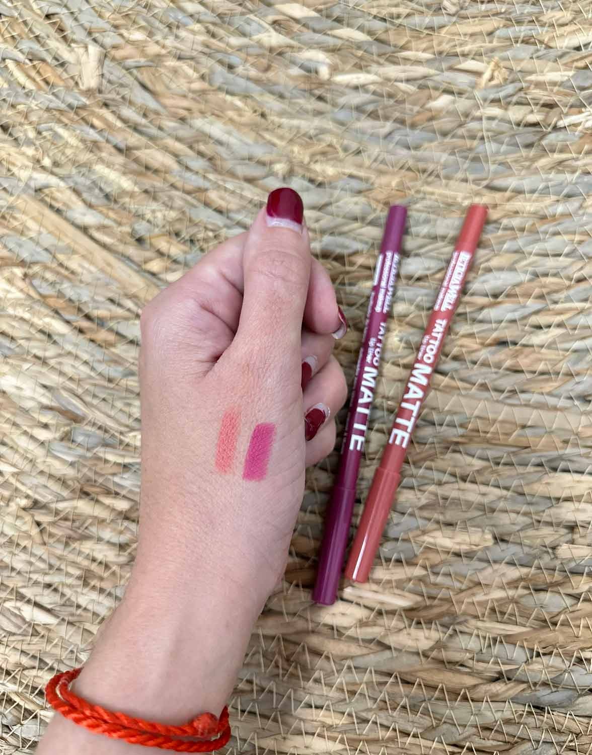 LAPIZ LABIAL