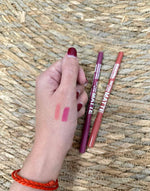 LAPIZ LABIAL