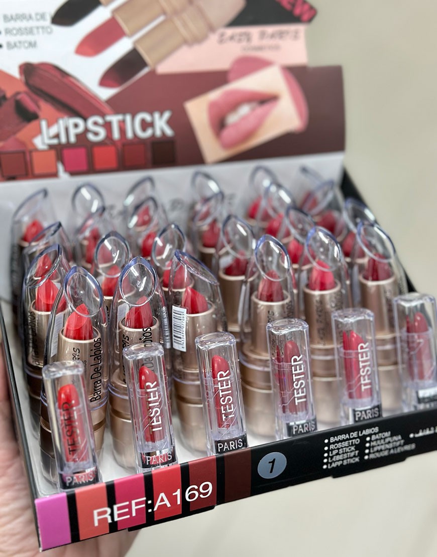 LABIAL LIPS