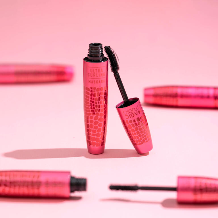 MASCARA ULTRA CURLING MAGIC STUDIO