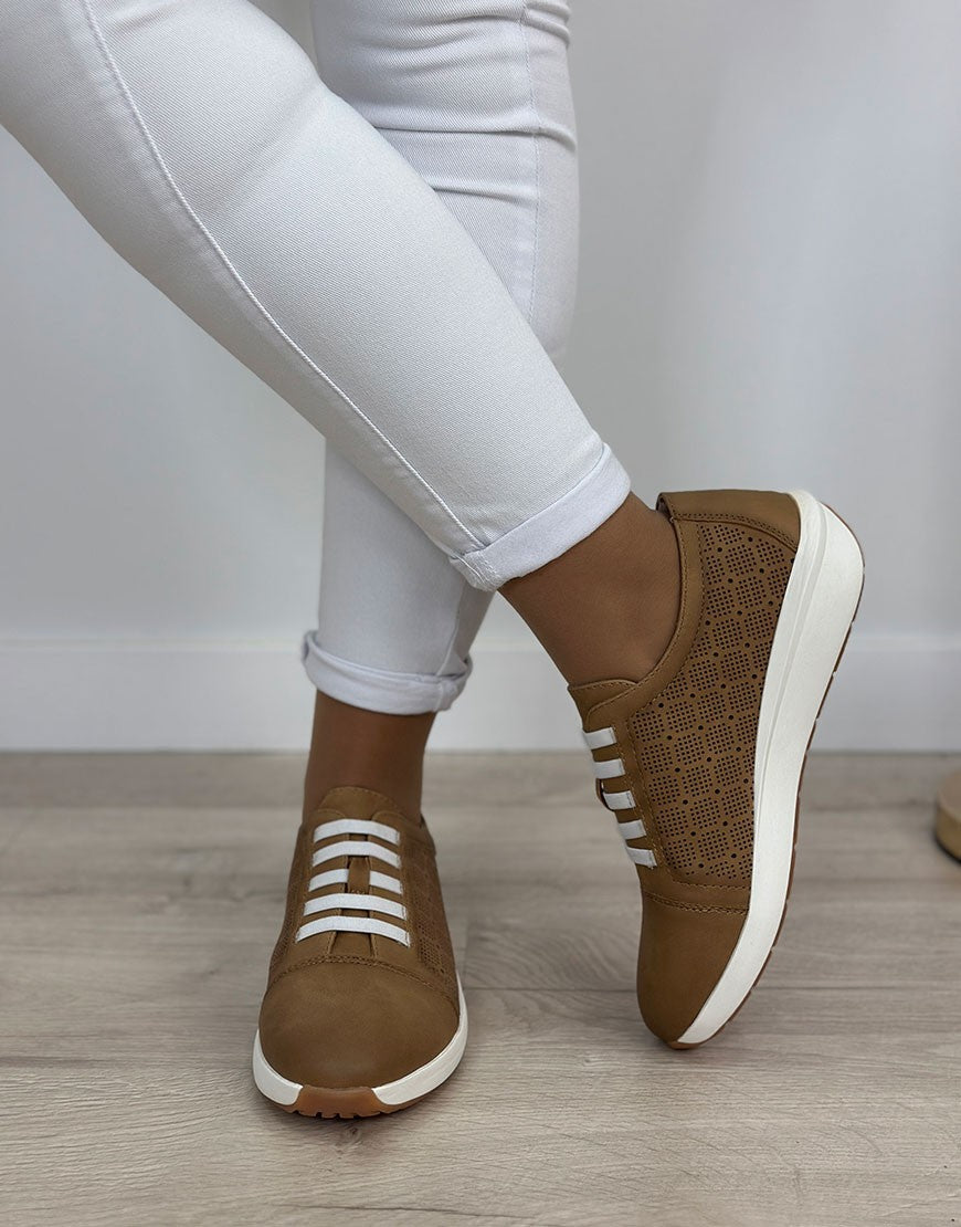 ZAPATILLA CALADA VIRUCCI 36/41