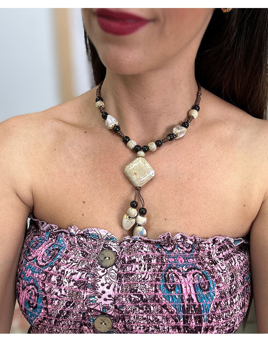 COLLAR PIEDRAS