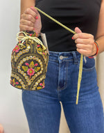 BOLSO BOMBONERA FLORES