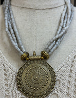 22. COLLAR REDOND