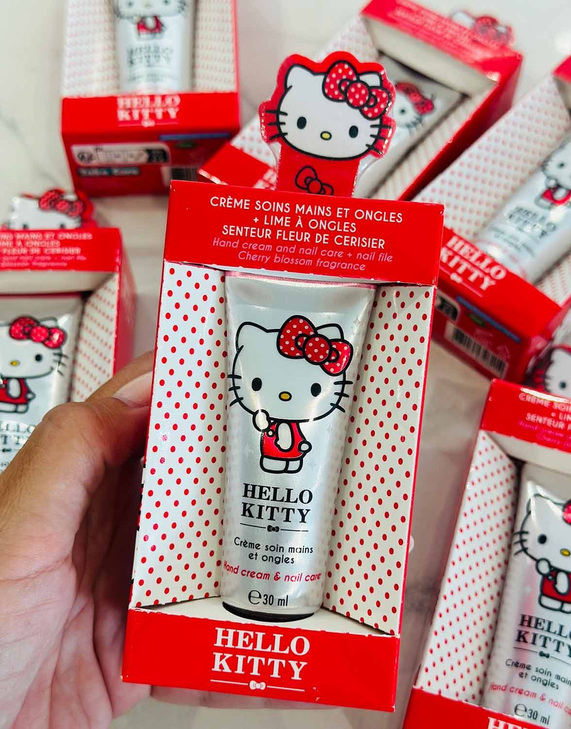 SET DE MANOS HELLO KITTY