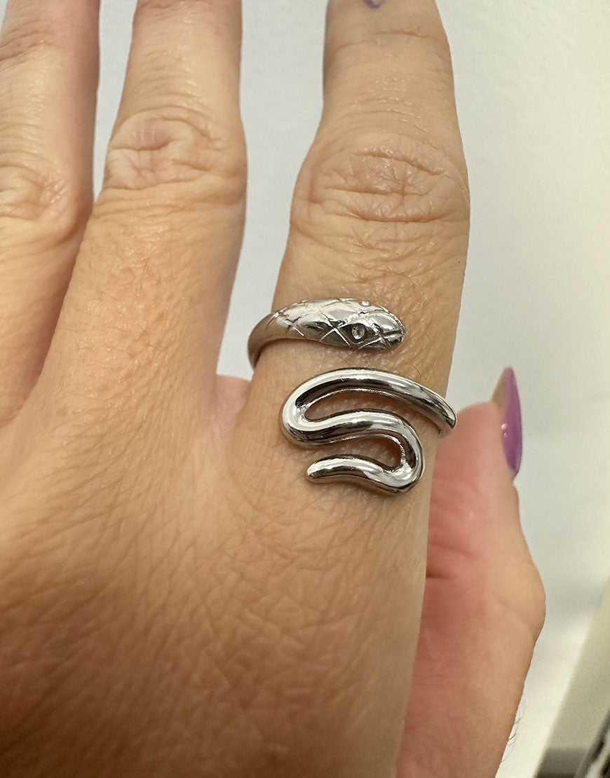 21. ANILLO SERPIENTE