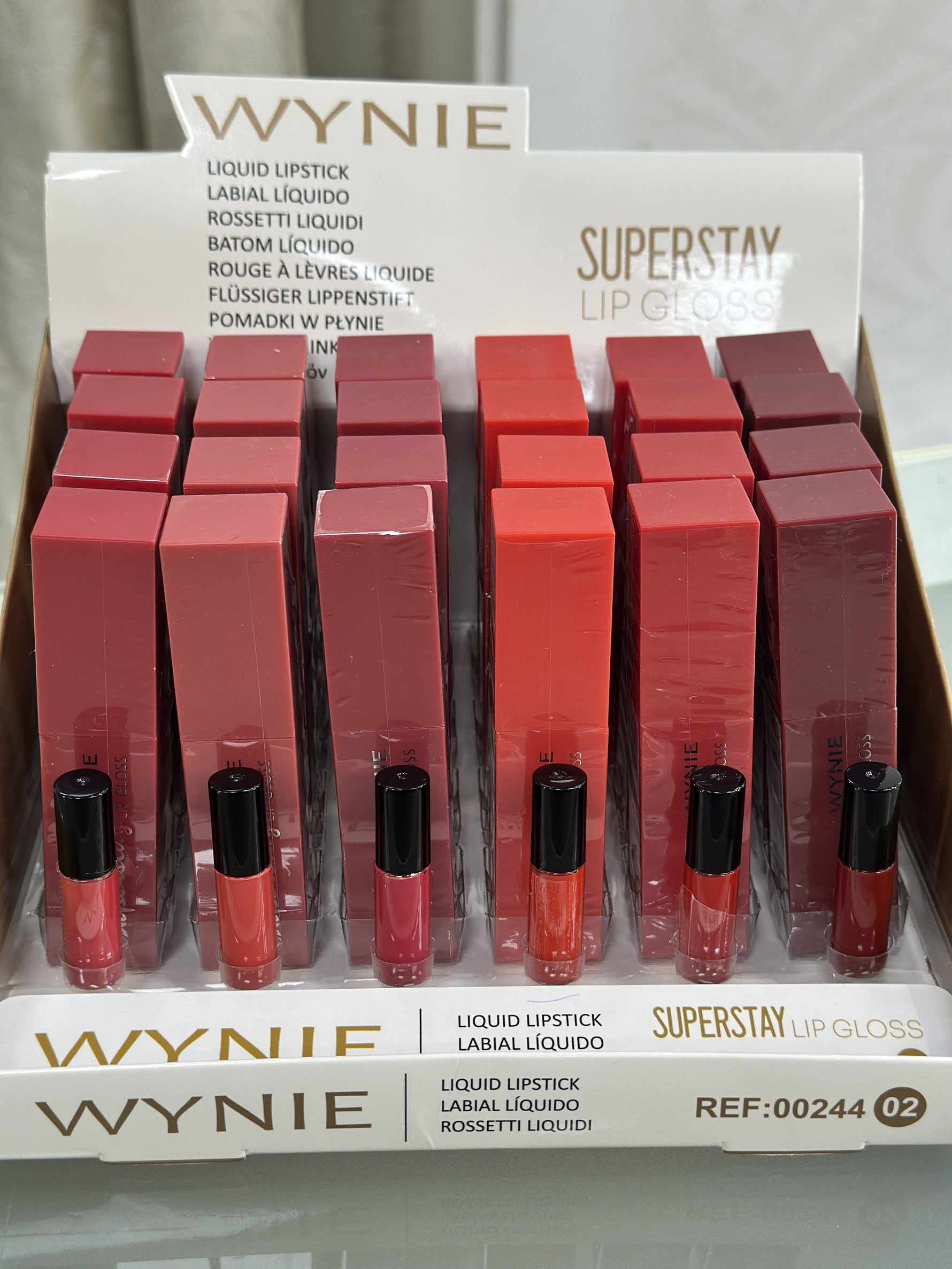 WYNIE LABIAL MATE