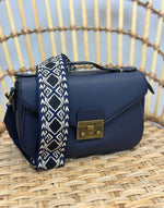 BOLSO CON CINTA 960