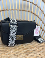 BOLSO CON CINTA 960