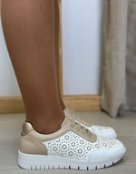 ZAPATILLA FLORAL CALADA 35/41