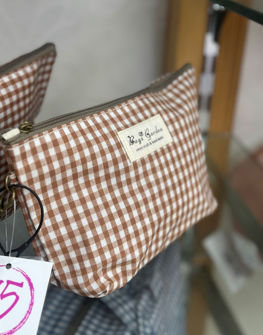 NECESER CUADRITOS N*3