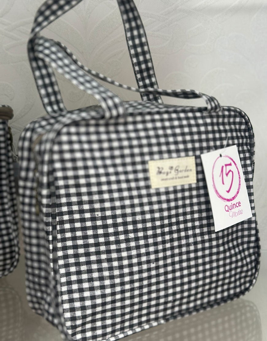 NECESER CUADRITOS N*1