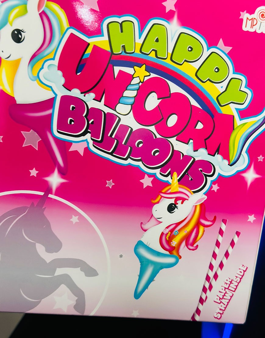 HAPPY UNICORN ( globos + caramelos )
