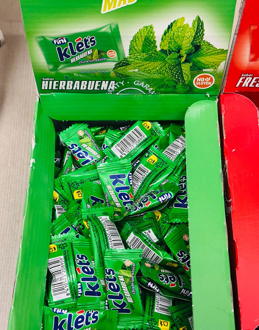 CHICLE HIERBABUENA S/A