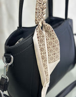 BOLSO CON LAZO