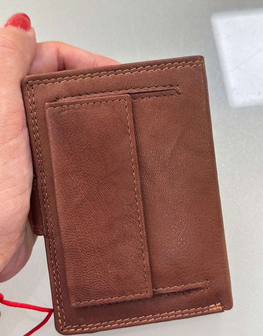 3. CARTERA HOMBRE PIEL