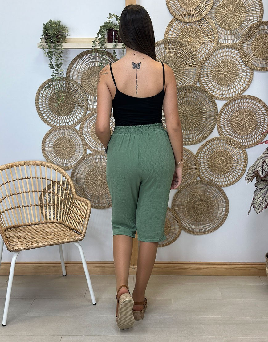 PANTALON PIRATA TELA BOTONES