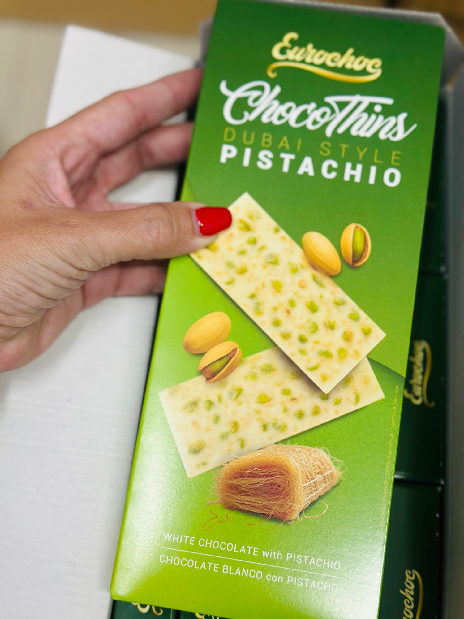 4 BARRITAS CHOCO BLANCO DUBAI