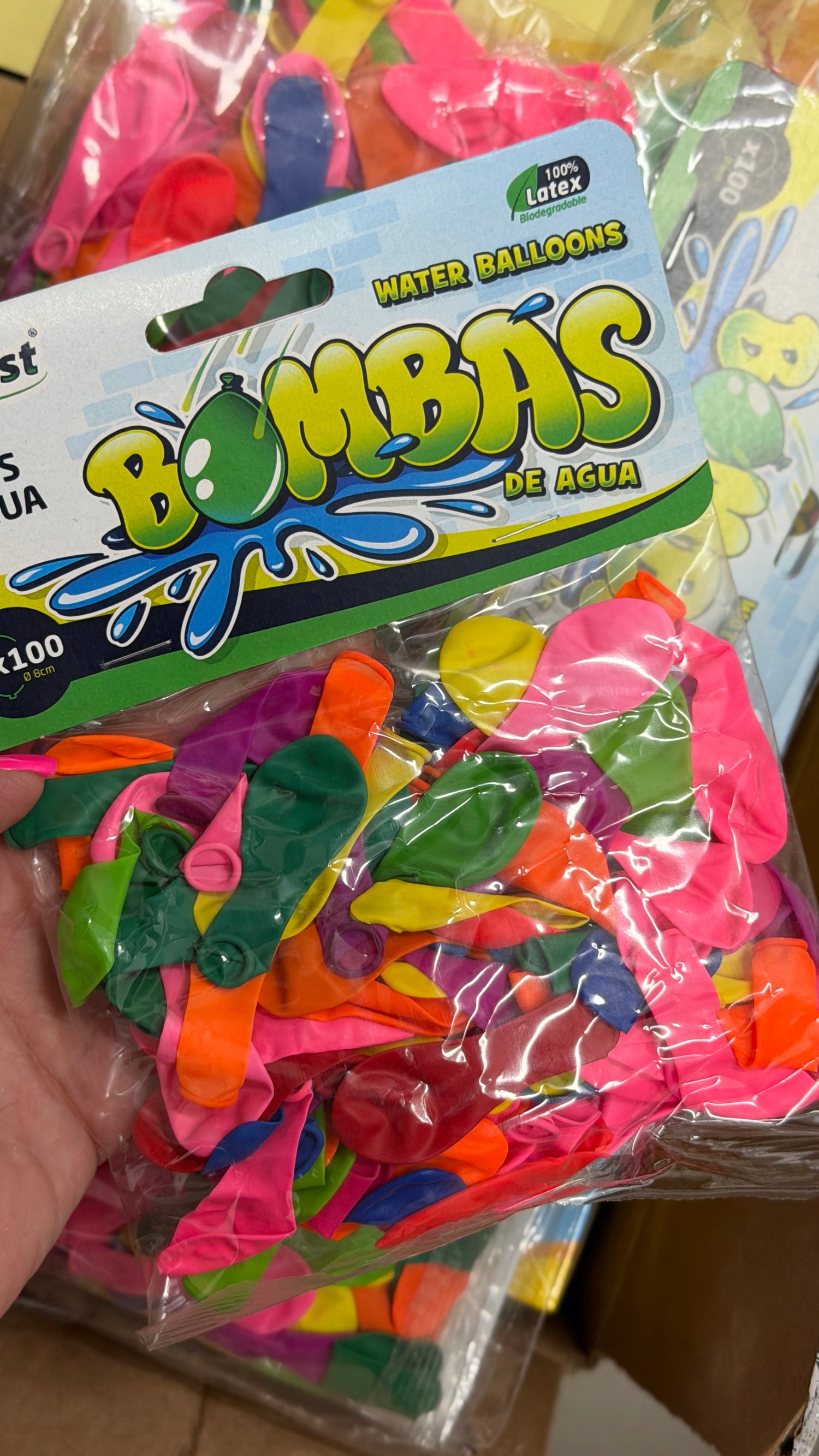 GLOBOS DE AGUA