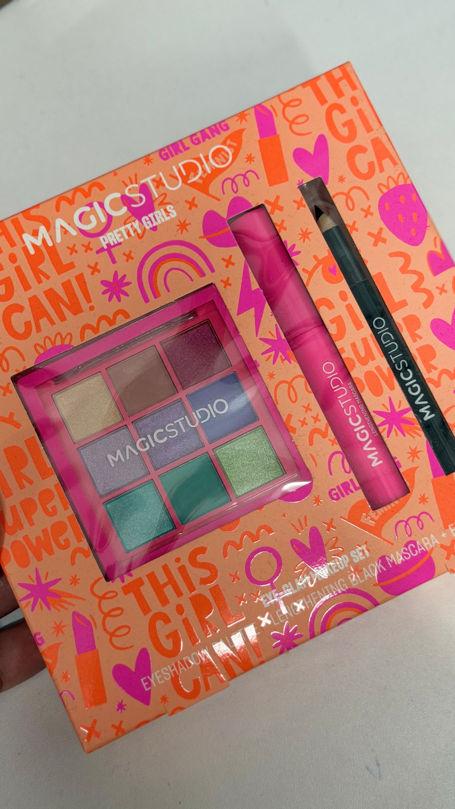 SET PRETTY GIRLS PALETA+MASCARA+LAPIZ MAGIC STUDIO
