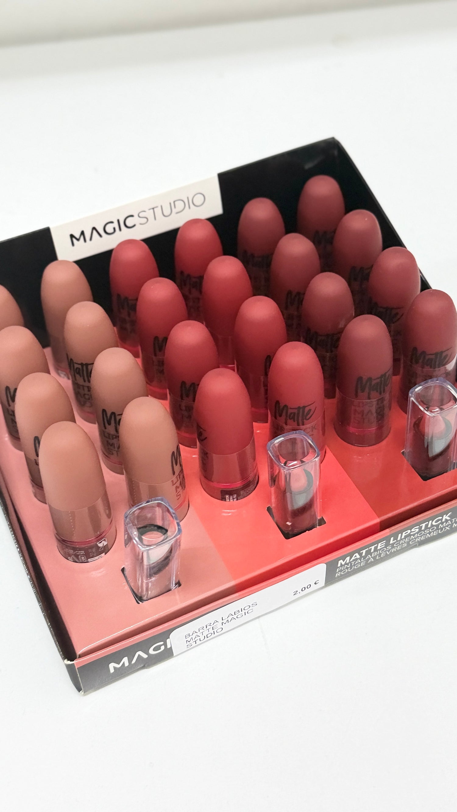 BARRA LABIOS MATTE MAGIC STUDIO