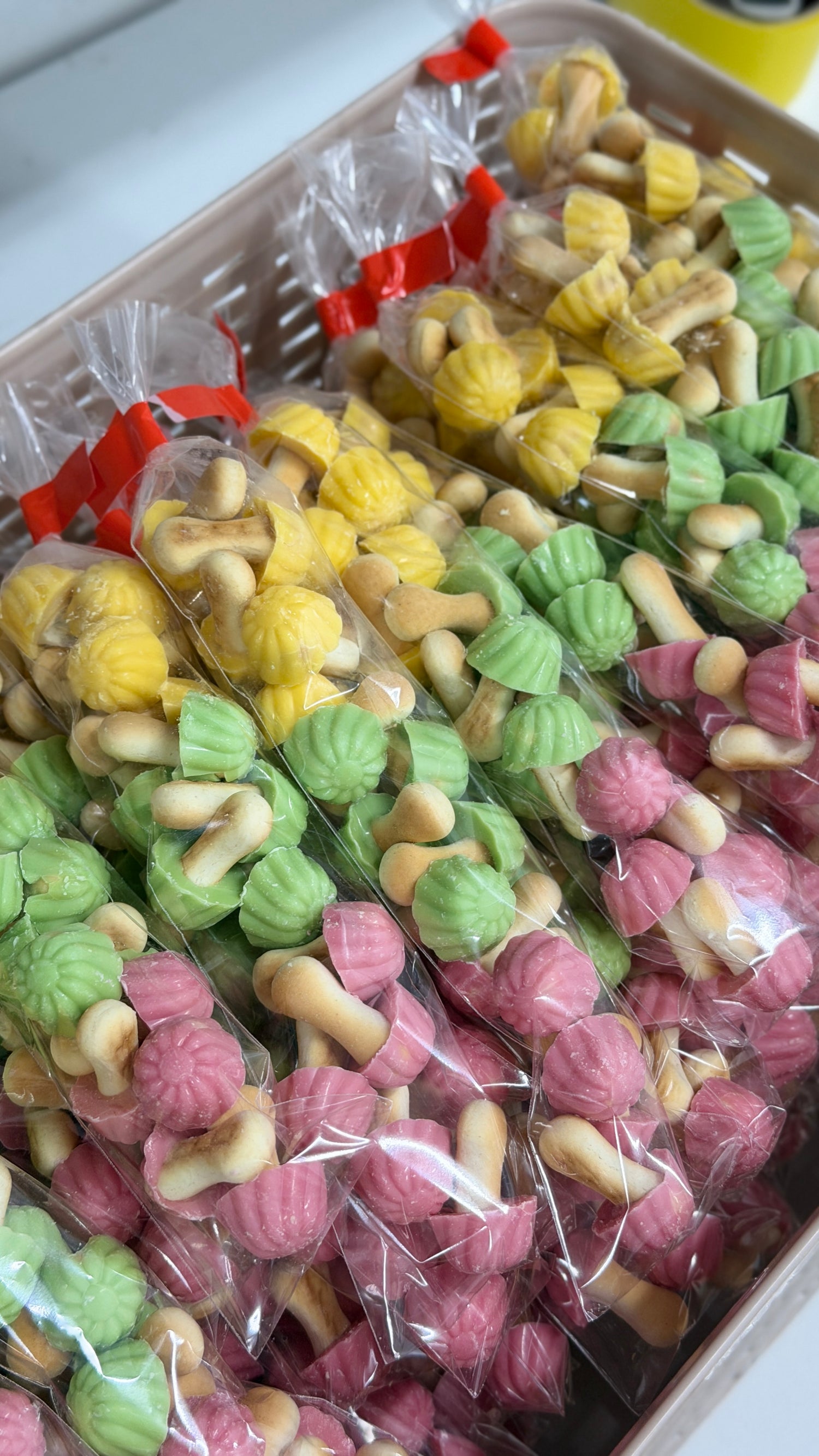 SETAS PISTACHO, PLATANO Y FRESA
