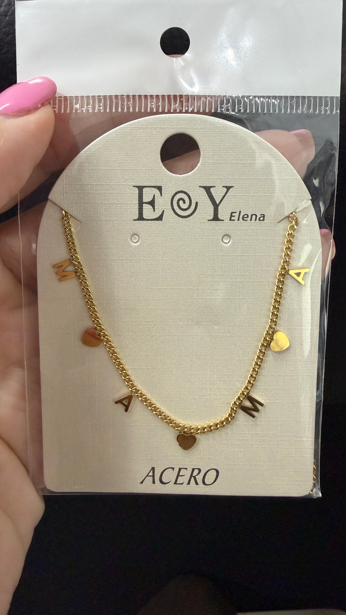 40. COLLAR MAMA
