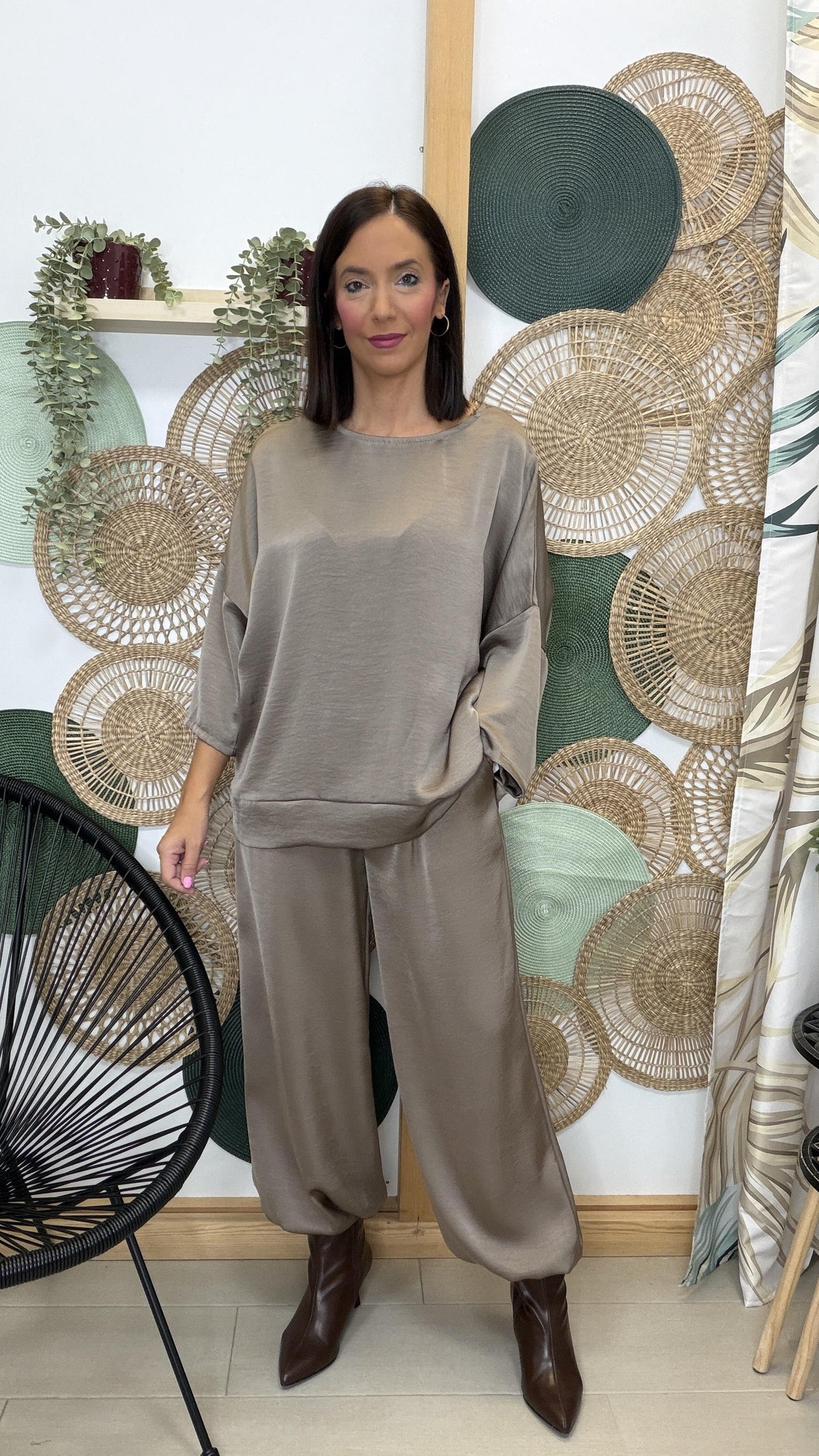 BLUSA SATINADA OVERSIZE