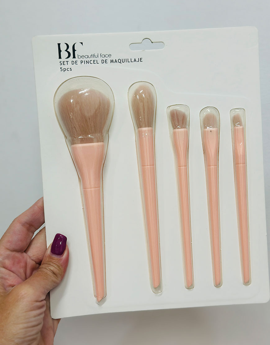 SET 5 BROCHAS BF