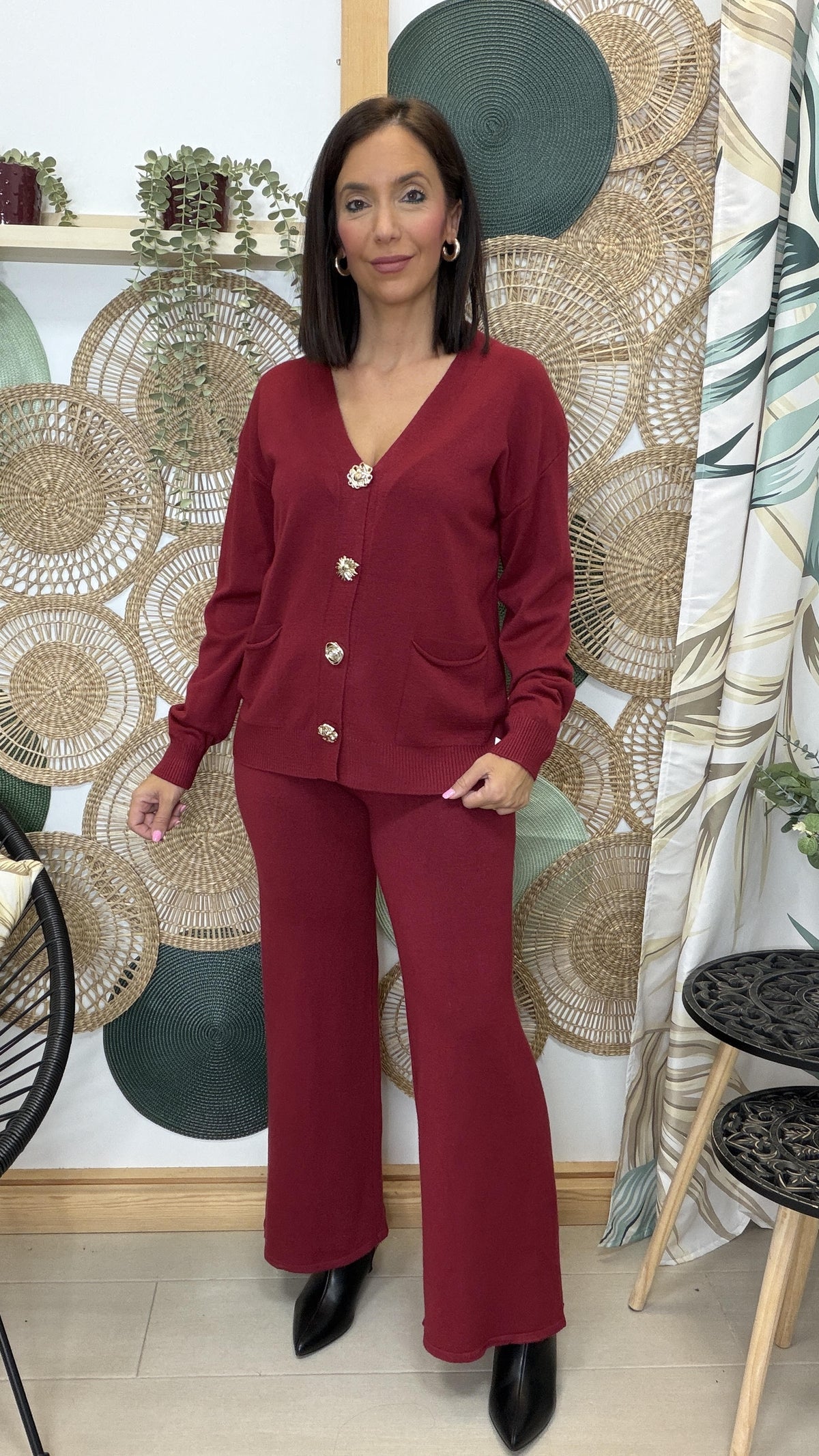 CONJUNTO PUNTO REBECA BOTONES Y PANTALON