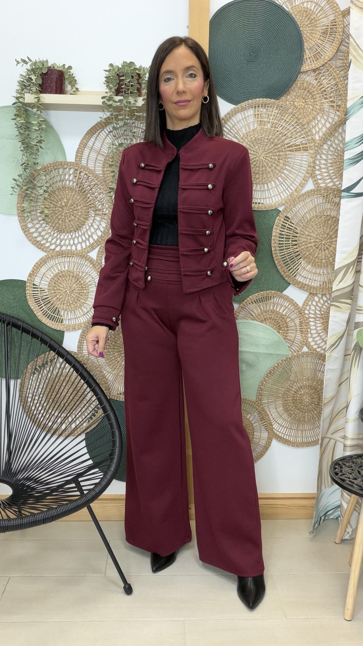 CHAQUETITA CON BOTONES