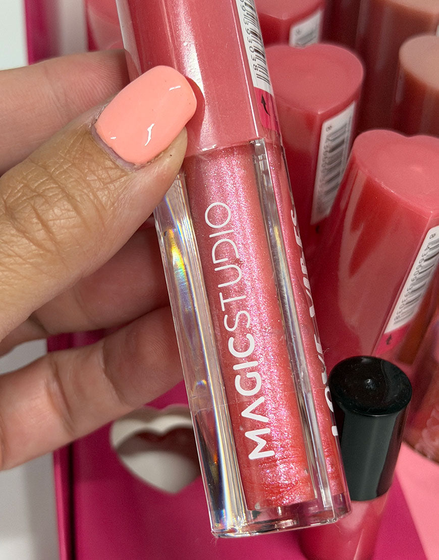 GLOSS LOVE VIBES MAGIC STUDIO