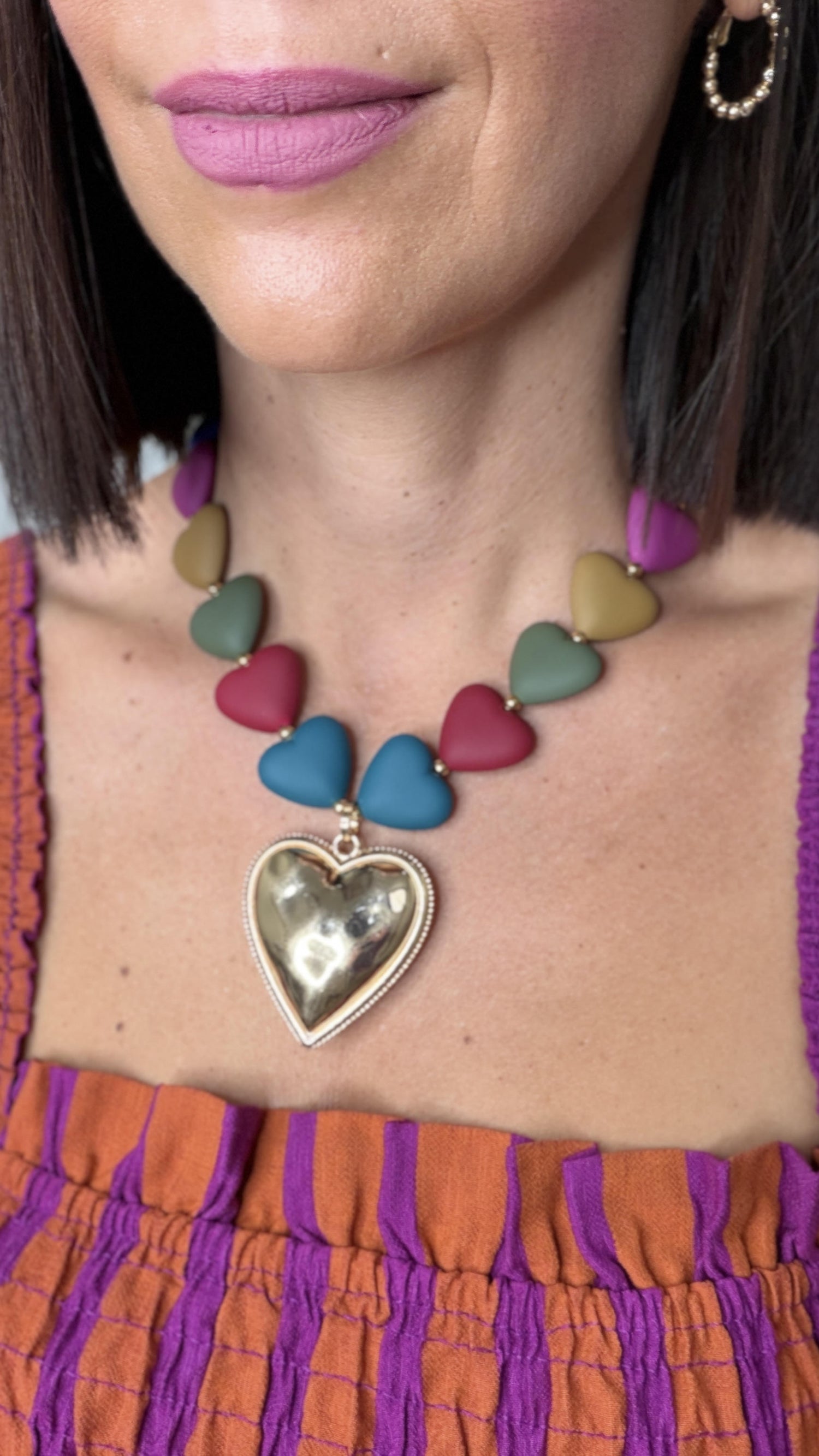 16. COLLAR