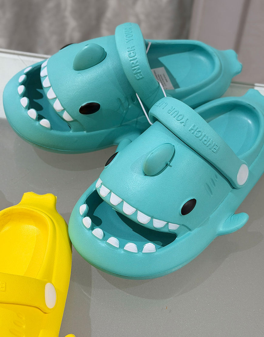 CHANCLA TIBURON 24/29