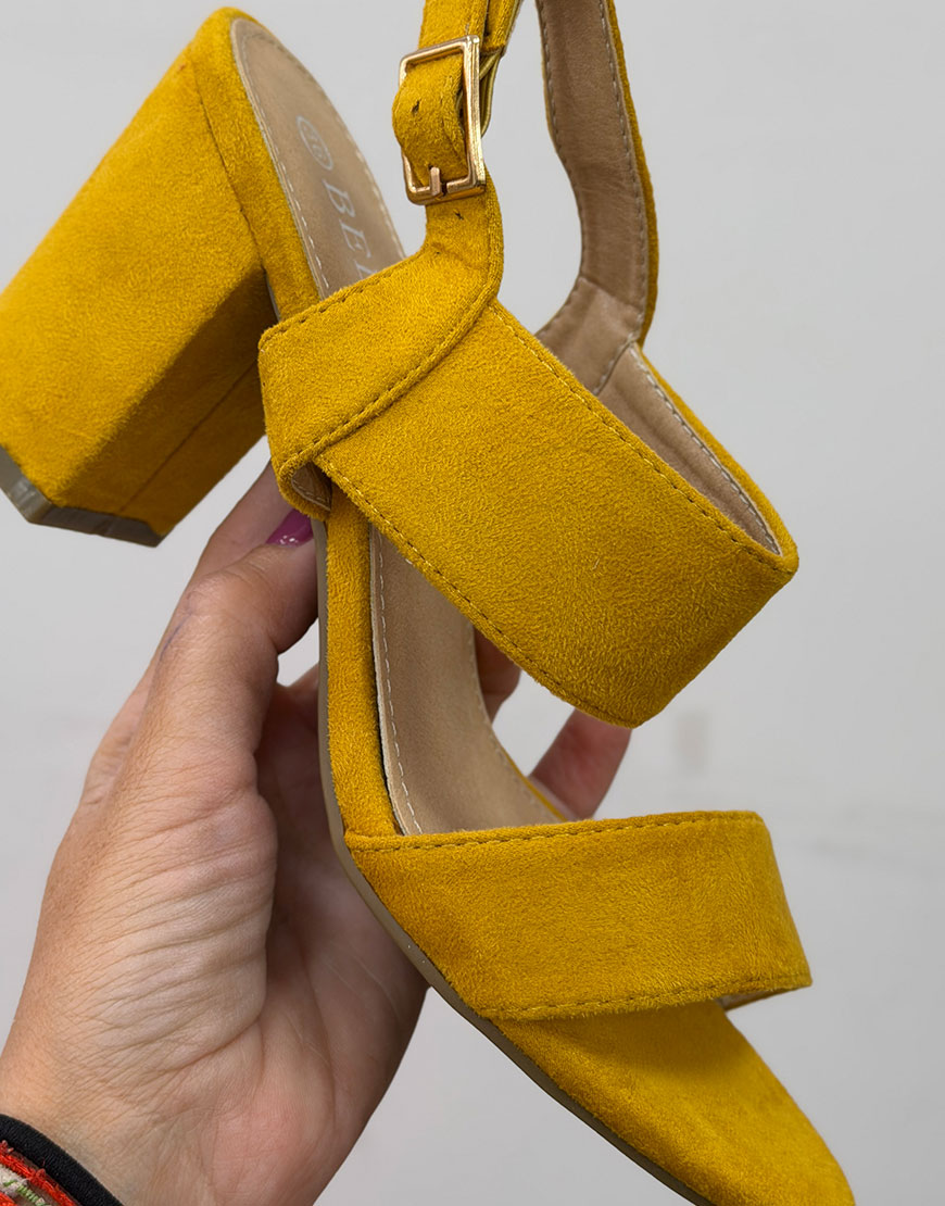Z026 - SANDALIA TACON 36/41