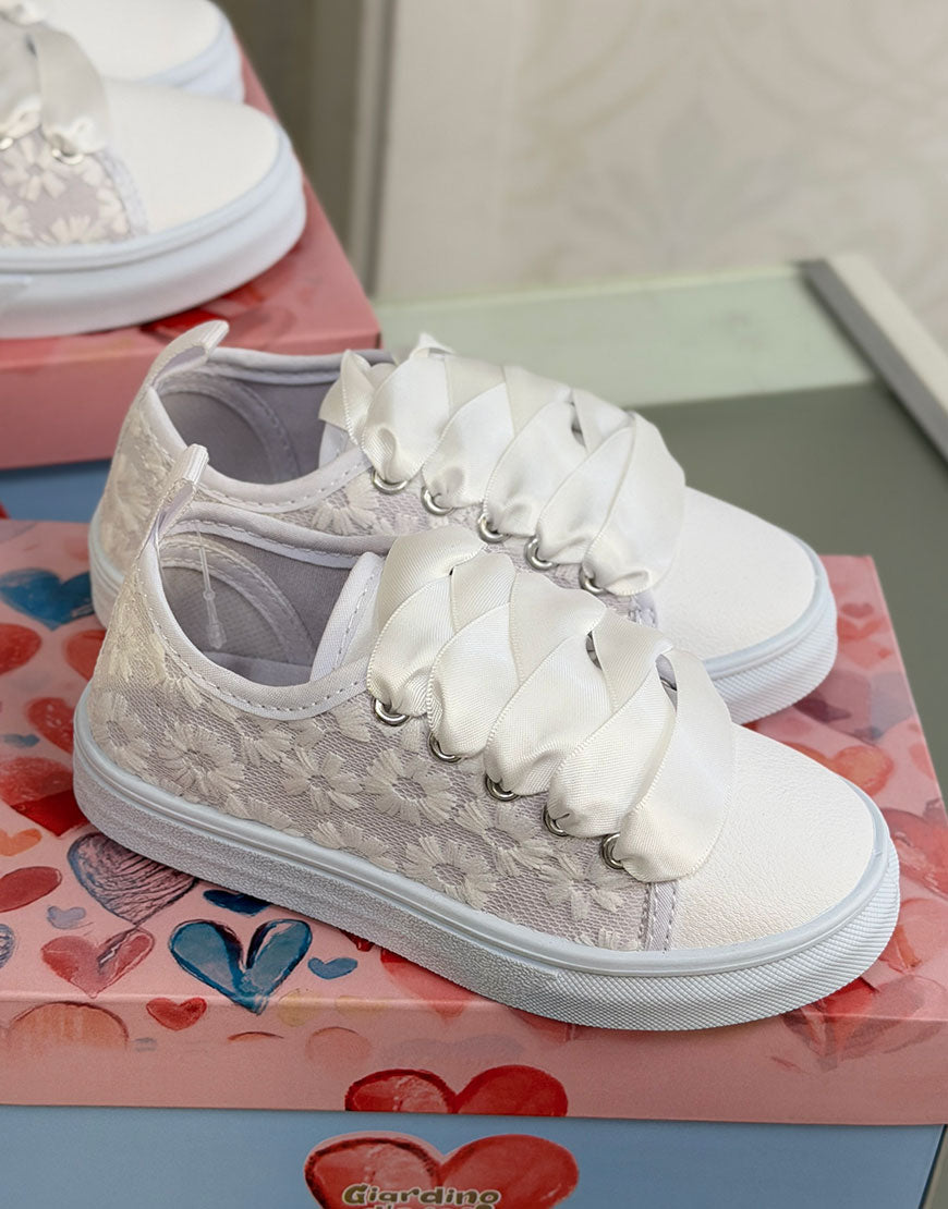 ZAPATILLA FLORES BORDADAS 25/36