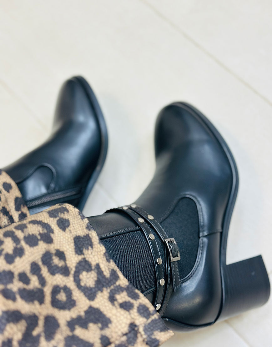 BOTIN VUELTA TACHUELITAS 36/41