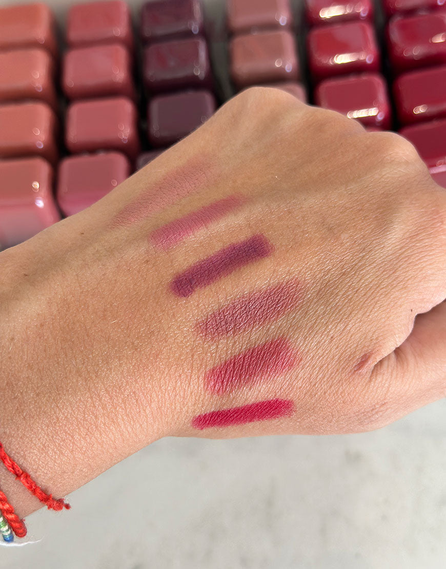 LABIAL MATT MAX